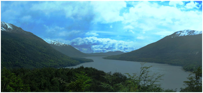 lac et montagne ushuaia